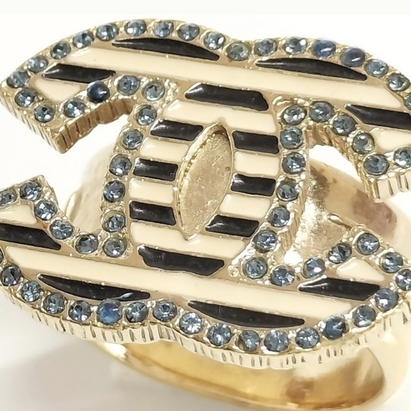 Chanel CC Crystal & Enamel Ring 05A Collection Authentic Vintage Rare.Size 6.5-7 - Picture 8 of 9